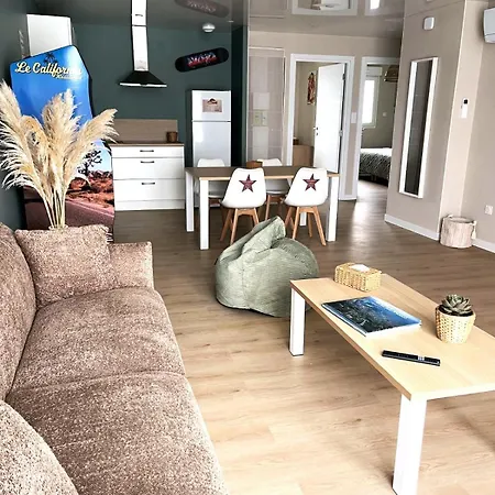 Cosy Ambiance Hollywood Dans Résidence Avec Piscine 2 Pers Parking Gratuit Appartement Neuf-Mesnil