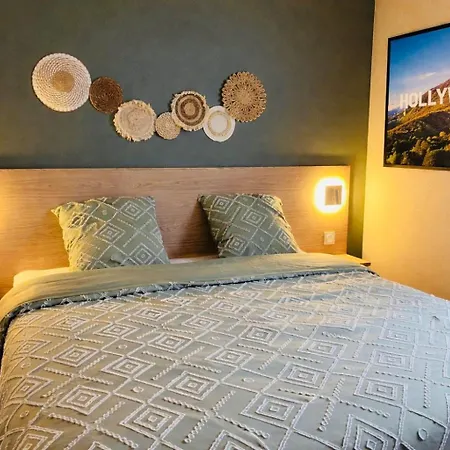 Cosy Ambiance Hollywood Dans Avec Piscine 2 Pers Parking Gratuit Apartamento